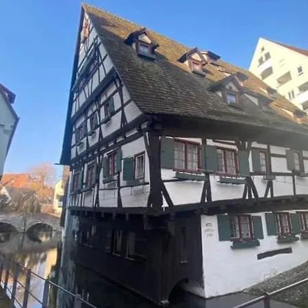Schiefes Haus * Ουλμ
