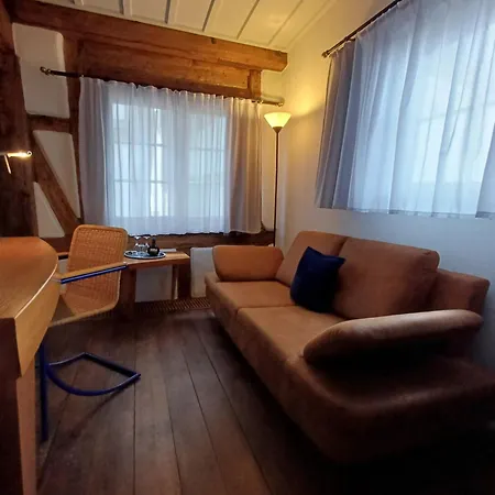 فندق Schiefes Haus *