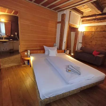 Schiefes Haus Hotel