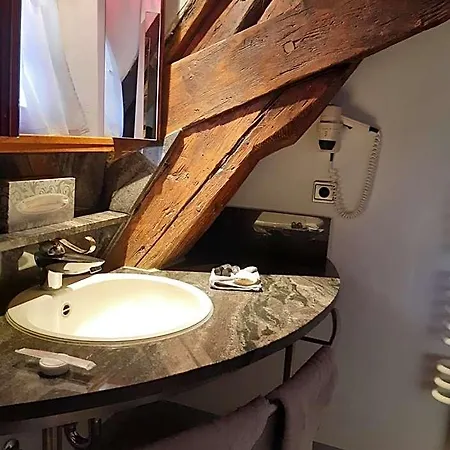 Schiefes Haus Ξενοδοχείο