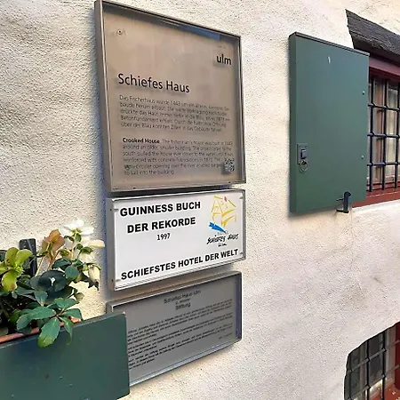 Ξενοδοχείο Schiefes Haus Ουλμ