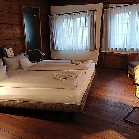Ξενοδοχείο Schiefes Haus *