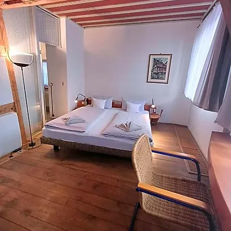 Ξενοδοχείο Schiefes Haus