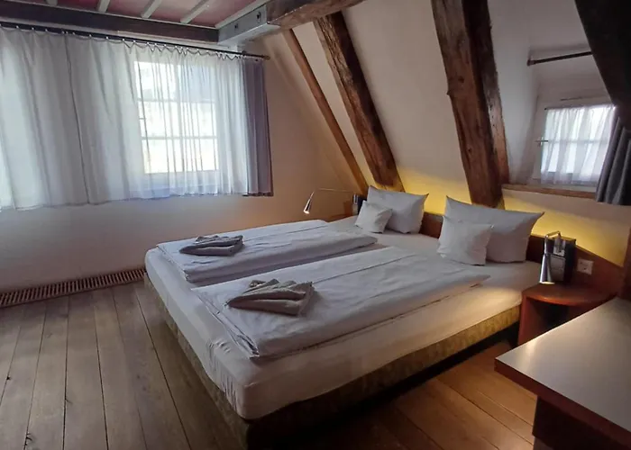 Otel Schiefes Haus Ulm